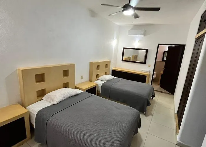 Palmas Residencial Zihuatanejo